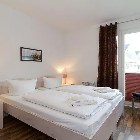 Fewo-6-3-ferienwohnung-in-graal-mueritz Appartement
